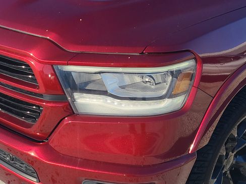 Used 2022 RAM 1500 Laramie image 9