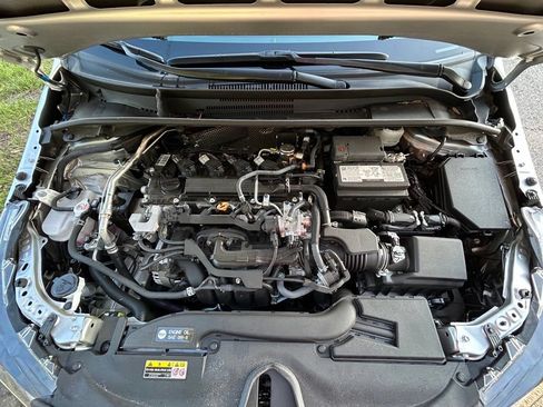 Used 2025 Toyota Corolla LE w/ Convenience Package FWD image 12