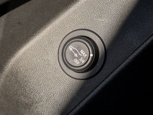 Used 2022 Chevrolet Equinox LT FWD image 16