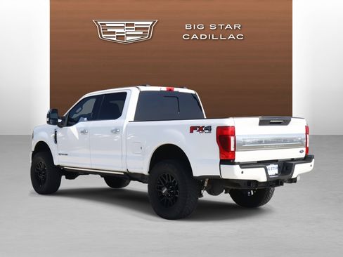 Used 2021 Ford F250 Platinum w/ FX4 Off-Road Package image 3