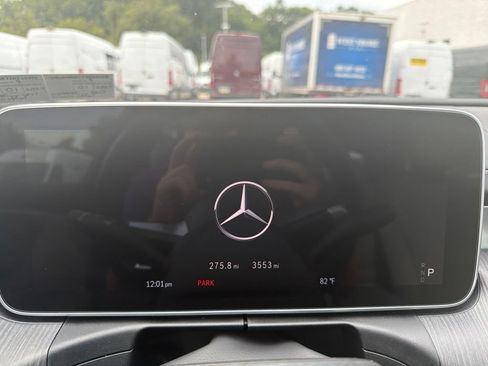 Used 2026 Mercedes-Benz C 300 4MATIC Sedan image 11