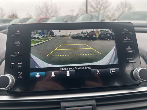 Certified 2022 Honda Accord Touring image 18