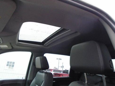 Used 2022 Chevrolet Silverado 3500 LTZ w/ LTZ Convenience Package image 17