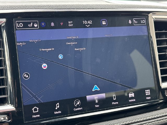 Used 2025 Chrysler Pacifica Limited FWD image 19