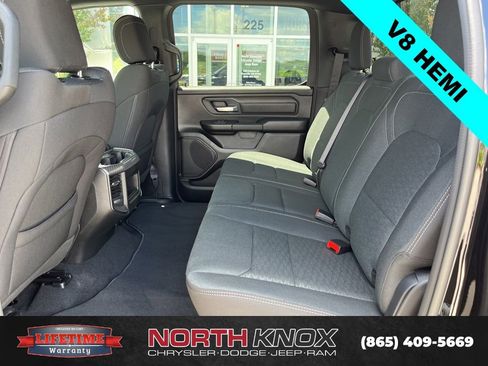 New 2026 RAM 1500 Express AWD/4WD image 12