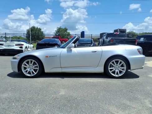Used 2004 Honda S2000 image 4