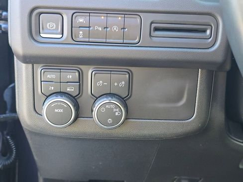 Used 2023 Chevrolet Tahoe LT image 31