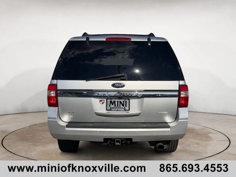Used 2017 Ford Expedition XLT RWD image 4