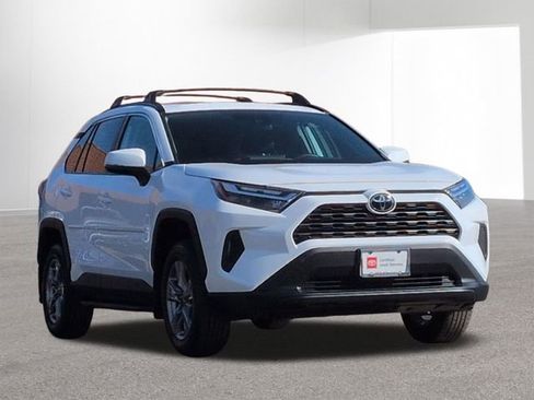 Certified 2024 Toyota RAV4 XLE w/ Convenience Package image 3