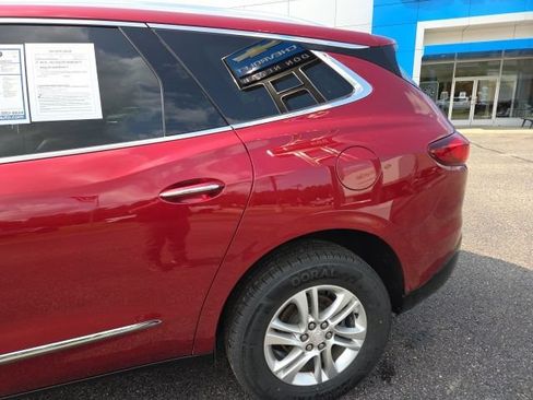 Used 2020 Buick Enclave Essence FWD image 36