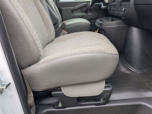 New 2025 Chevrolet Express 3500 w/ Power Convenience Package image 22