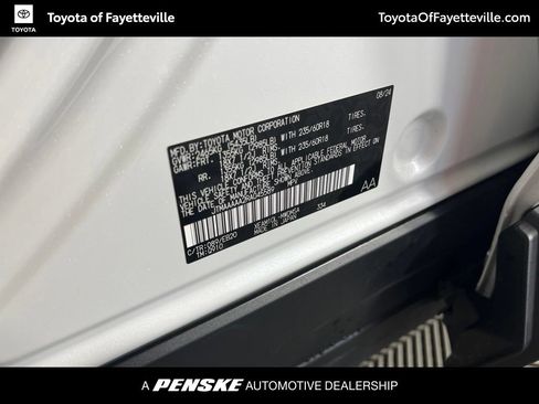 Used 2024 Toyota bZ4X FWD w/ Weather Package image 32