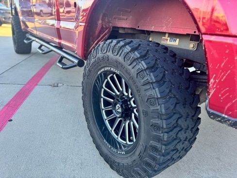 Used 2019 Ford F250 Lariat w/ Lariat Ultimate Package image 4