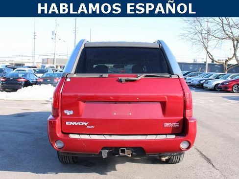 Used 2004 GMC Envoy XUV SLE w/ 1SB Preferred Equipment Group image 4