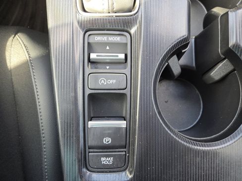 Used 2024 Honda Civic Sport image 29