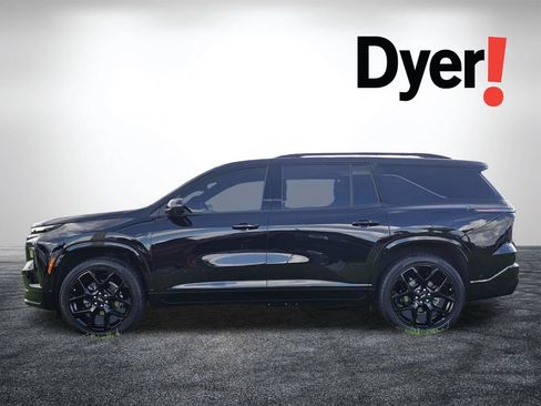 Certified 2024 Chevrolet Traverse RS FWD image 9
