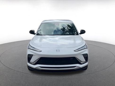 Used 2025 Buick Envista Sport Touring image 4