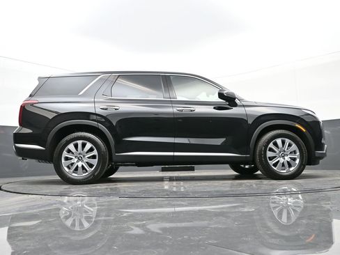 Used 2025 Hyundai Palisade SE image 24