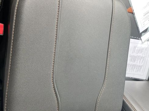 Used 2023 GMC Sierra 1500 AT4 w/ Technology Package image 36