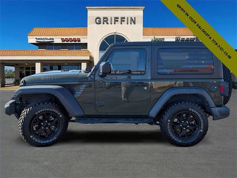 Used 2021 Jeep Wrangler Sport image 10