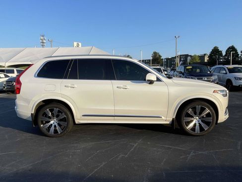 Certified 2023 Volvo XC90 B6 Ultimate w/ Lounge Package AWD/4WD image 8