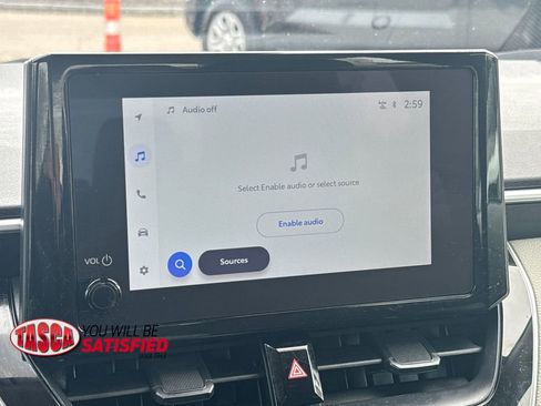 Used 2025 Toyota Corolla LE FWD image 21