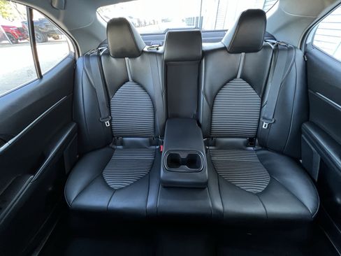 Used 2024 Toyota Camry SE image 23
