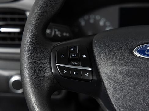 Used 2021 Ford Escape SE image 30