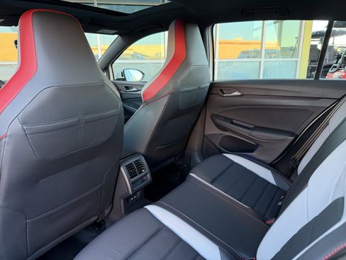 Used 2022 Volkswagen GTI SE w/ SE Leather Package image 36