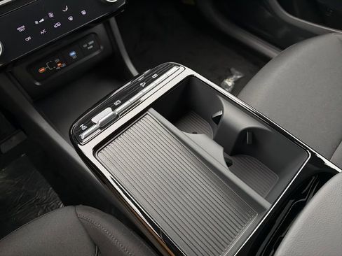 New 2026 Hyundai Tucson Blue SE image 29