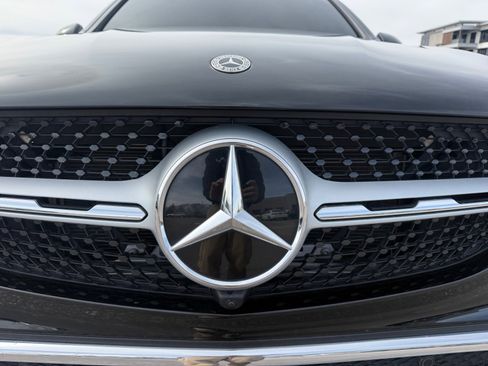 Used 2021 Mercedes-Benz GLC 300 4MATIC Coupe image 23