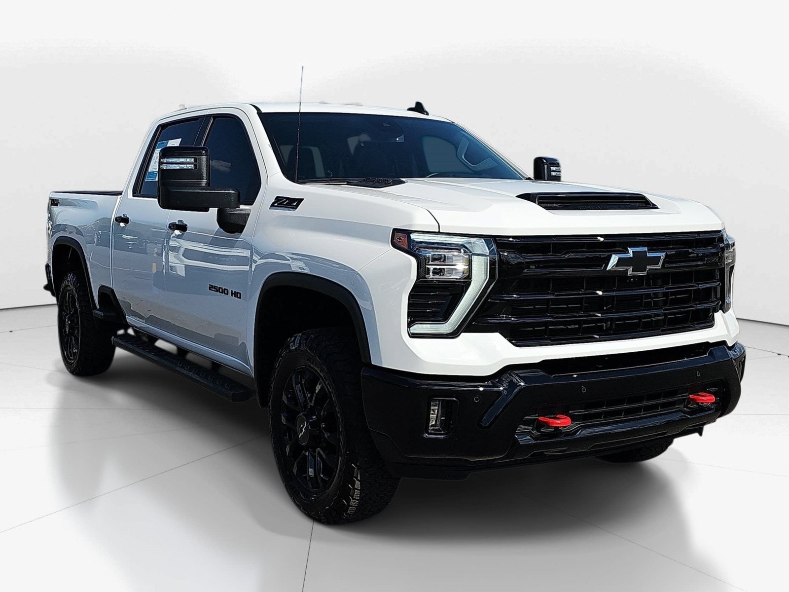 Used 2026 Chevrolet Silverado 2500 LT w/ Trail Boss Package AWD/4WD image 2