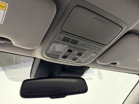 Used 2018 Honda CR-V EX-L image 6