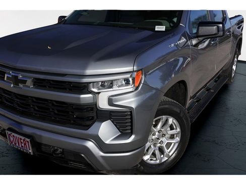 Certified 2023 Chevrolet Silverado 1500 RST w/ Convenience Package II image 3