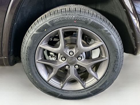 Used 2021 Jeep Grand Cherokee Limited w/ Quick Order Package 28K 80th image 11