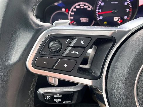 Used 2019 Porsche Cayenne image 13