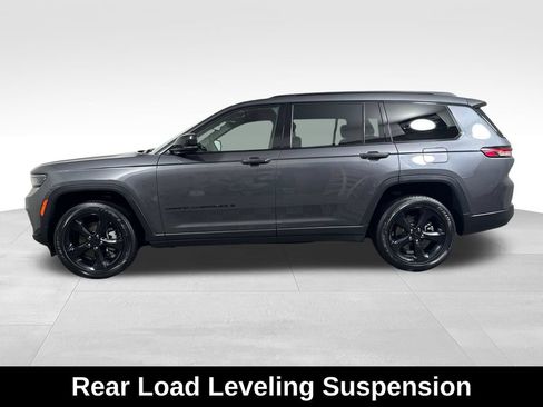 Used 2024 Jeep Grand Cherokee L Altitude AWD/4WD image 7