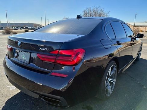 Used 2019 BMW 750i 750i w/ Executive Package image 6