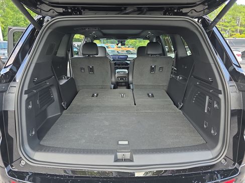 Used 2026 Buick Enclave Avenir w/ Super Cruise Package FWD image 14