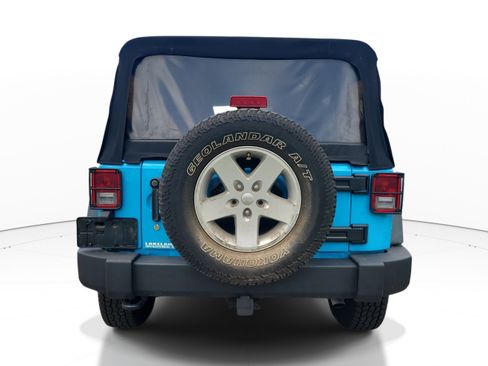 Used 2017 Jeep Wrangler Unlimited Sport w/ Quick Order Package 23S AWD/4WD image 5