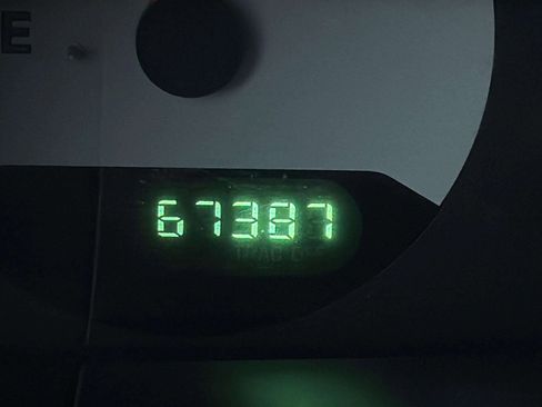 Used 2005 Dodge Grand Caravan SE image 15