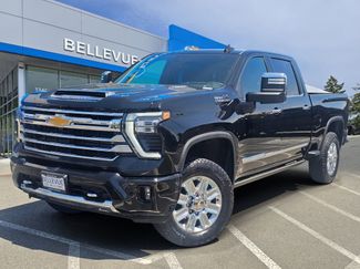 Used 2025 Chevrolet Silverado 2500 High Country w/ High Country Premium Package AWD/4WD video 1