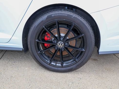 Certified 2025 Volkswagen Jetta GLI Autobahn w/ GLI Black Package FWD image 10