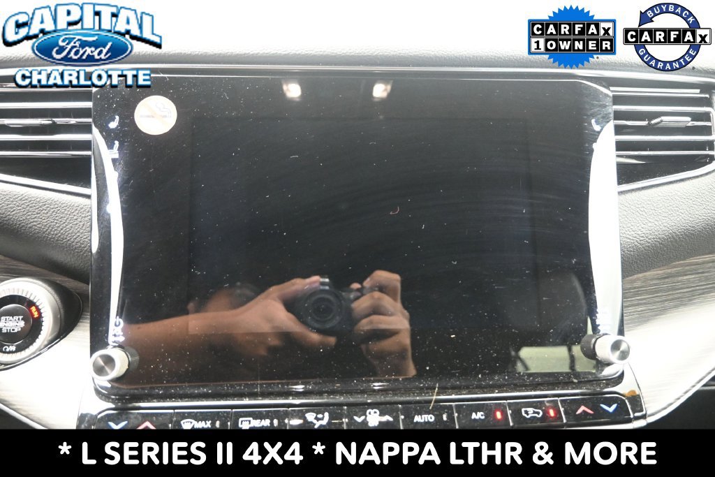 Used 2024 Jeep Wagoneer L Series II w/ Flexible Seating Group AWD/4WD image 14