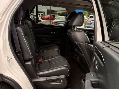 Used 2023 Honda Pilot Elite image 22