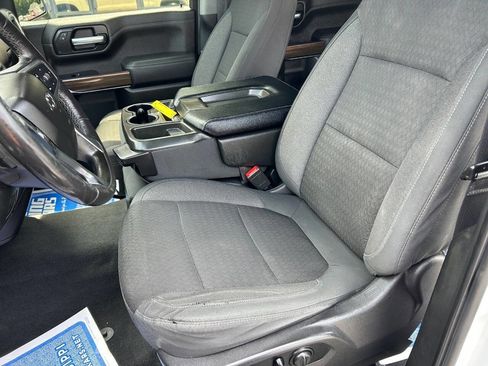 Used 2020 Chevrolet Silverado 1500 LT Trail Boss w/ Convenience Package image 11