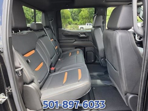 Used 2023 GMC Sierra 1500 AT4 w/ Technology Package AWD/4WD image 15
