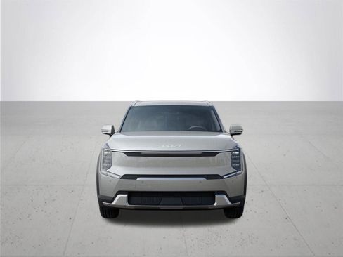 New 2026 Kia EV9 Wind image 2