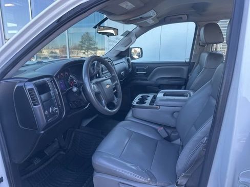 Used 2015 Chevrolet Silverado 1500 W/T w/ Trailering Package image 8