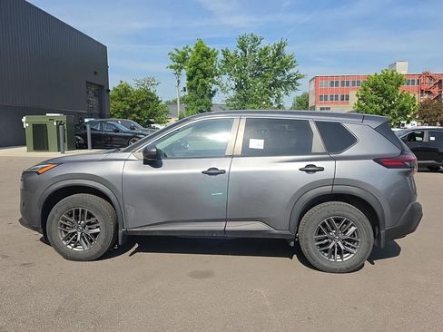 Used 2021 Nissan Rogue S FWD image 6